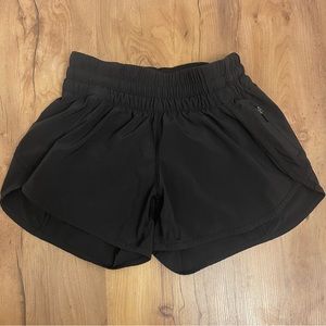 Lululemon size 4 black shorts